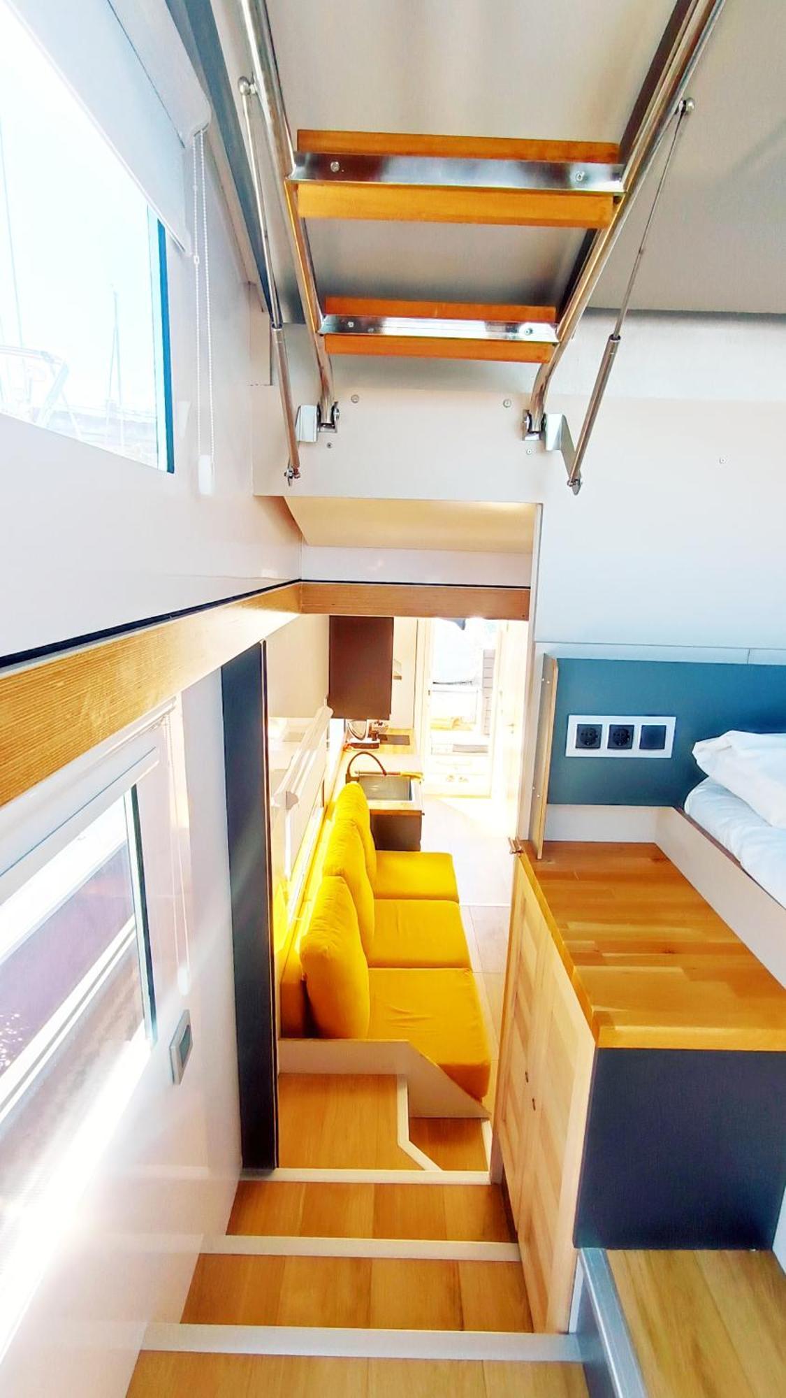 Casa Flotante En El Puerto De Vigo - Different Charter 호텔 외부 사진